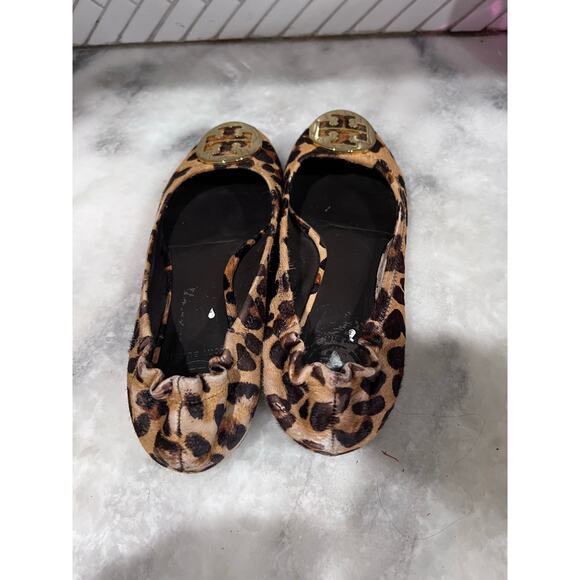 Tory Burch Eddie Leopard Calf Hair Ballet Flats Gold Logo Size 8 Made in Brazil - Picture 7 of 13